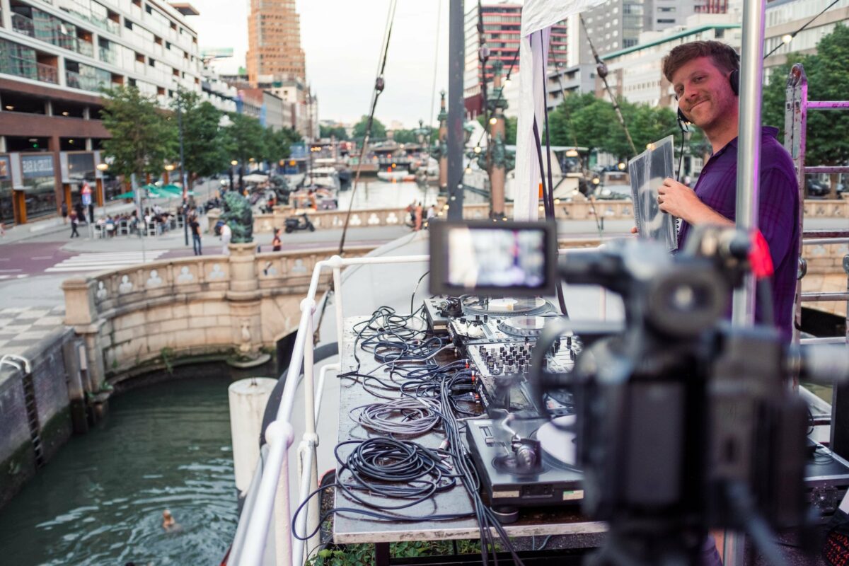 DJ's on the deck of V11. Photo: No Hay Banda